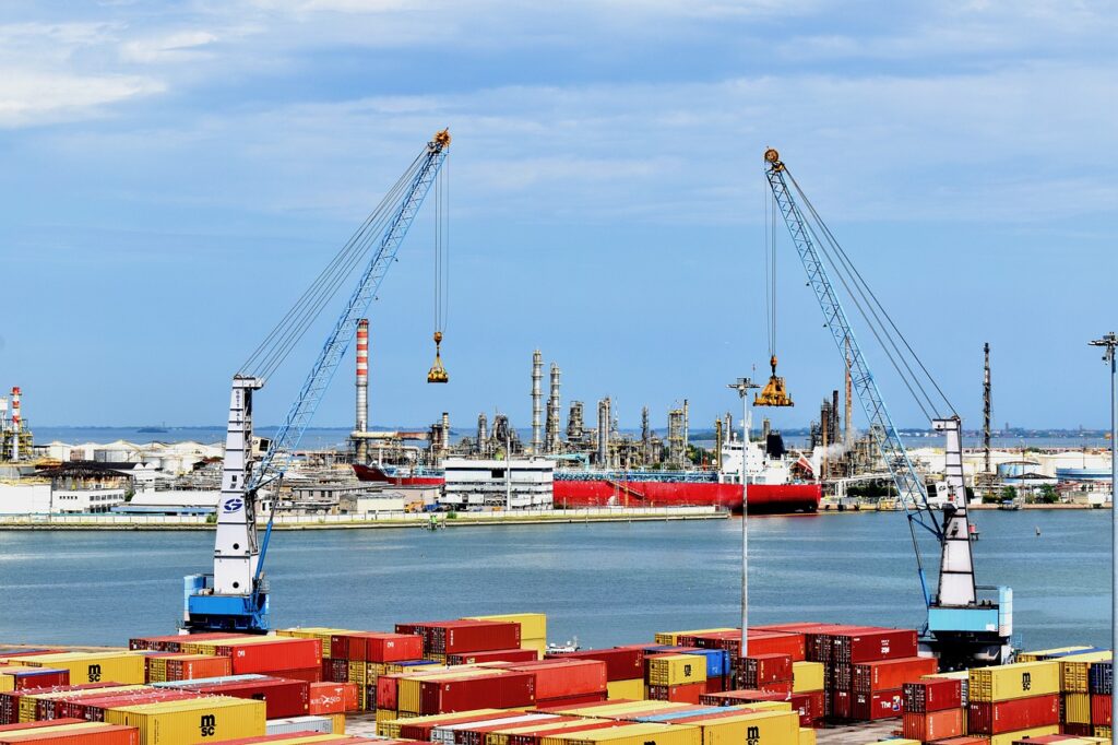 loading dock, sea, nature-7989197.jpg